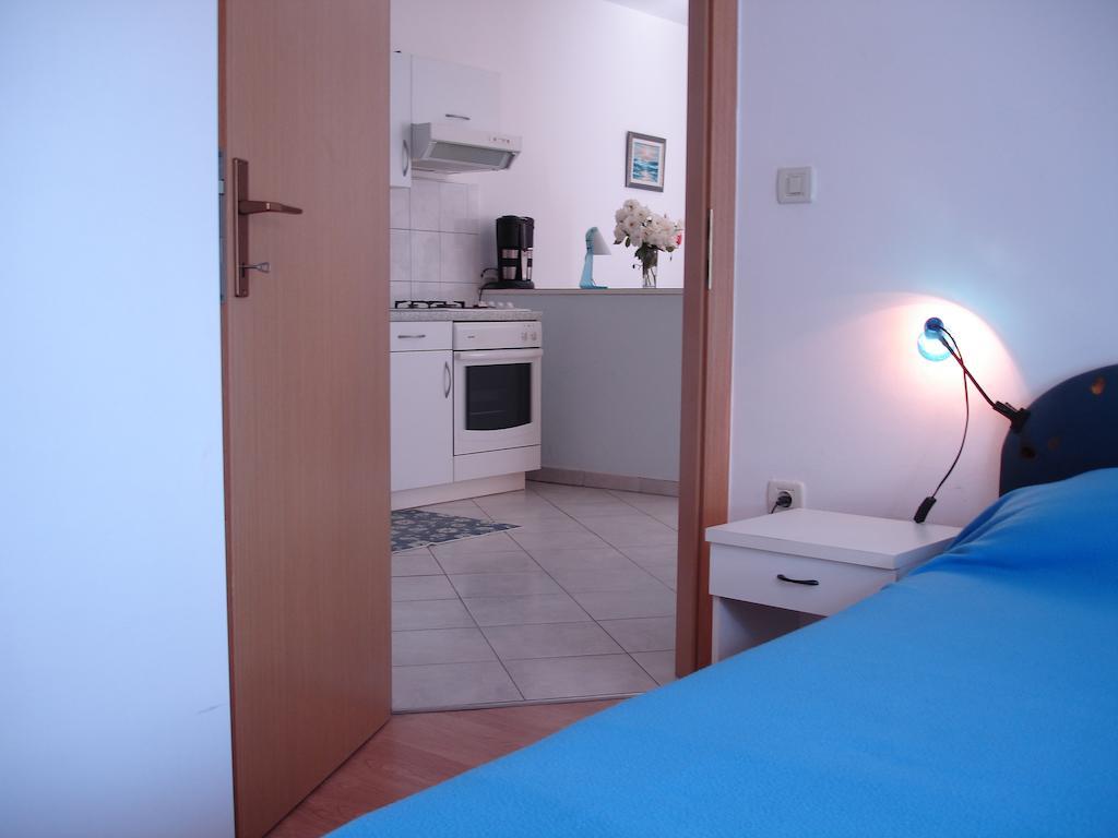 Gracia Apartments Funtana Ruang foto